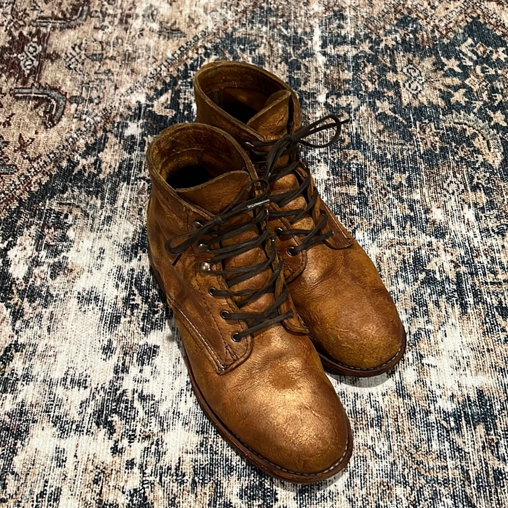 Wolverine 1000 mile boots with beautiful patina - 9B